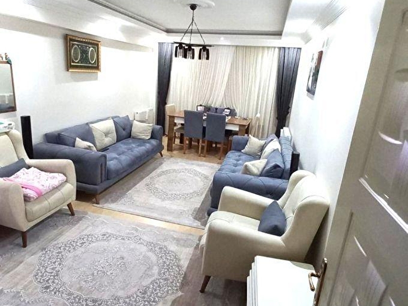 Gülşah gayri̇menkulden  ihsaniye mah. 2+1 9 yillik  satilik  daire