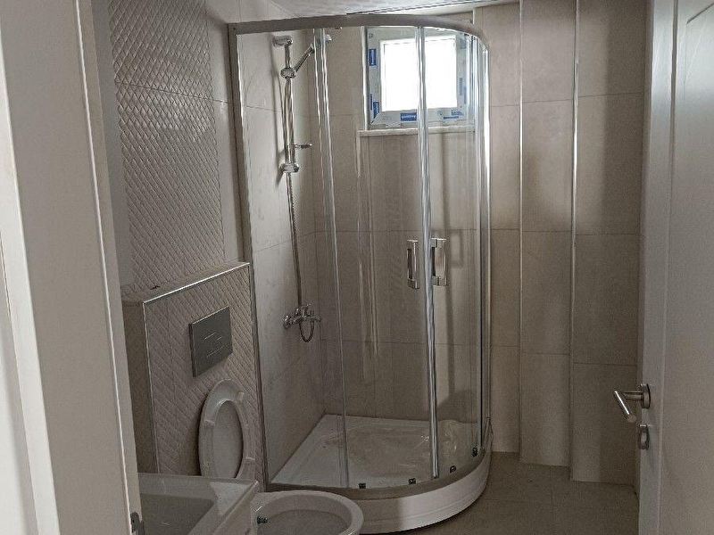 Ereğli̇ kepez anayol kenari satilik 1+1