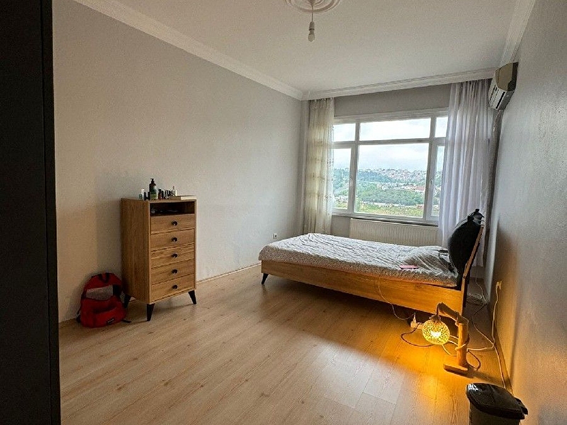 Sahi̇le yakin köprü manzarali full güneş alan kullanişli dai̇re