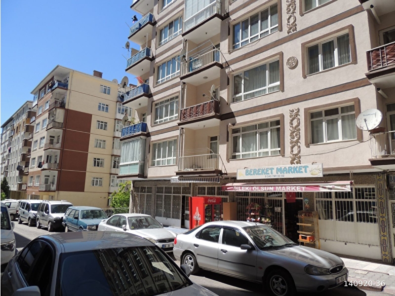 Demet gül de asansörlü 3+1kombi̇li̇ ara katta kupon dai̇rre