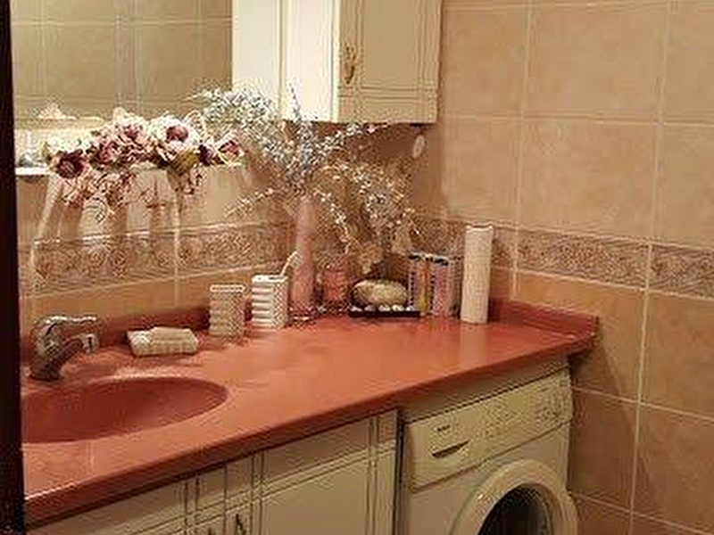 Cankaya bi̇rli̇k mevki̇ yerde yapili temi̇z üç cepheli̇ satilik 3+1