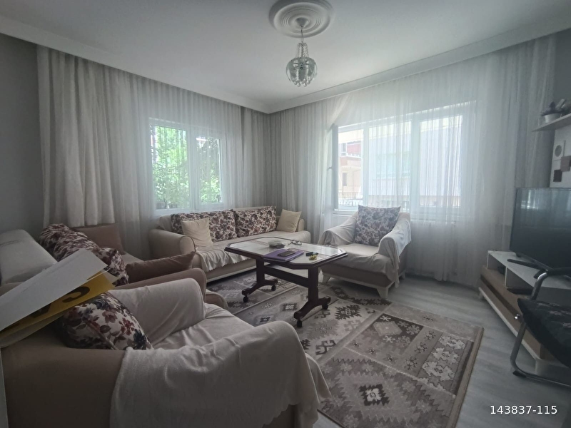 Evi̇m evi̇m gayri̇menkul mareşal çakmak mahallesi̇n'de 2+1 yüksek gi̇ri̇ş dai̇re