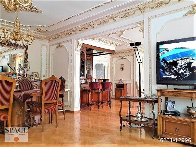 Teşvikiye Valikonağı Bitiminde Arsası Ve Arsa Payı Büyük Satılık Daire En