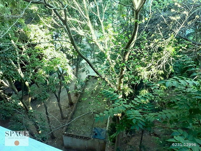 Teşvikiye Valikonağı Bitiminde Arsası Ve Arsa Payı Büyük Satılık Daire En