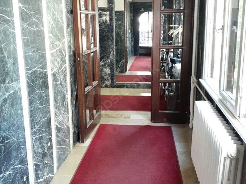 Teşvikiye Valikonağı Bitiminde Arsası Ve Arsa Payı Büyük Satılık Daire En