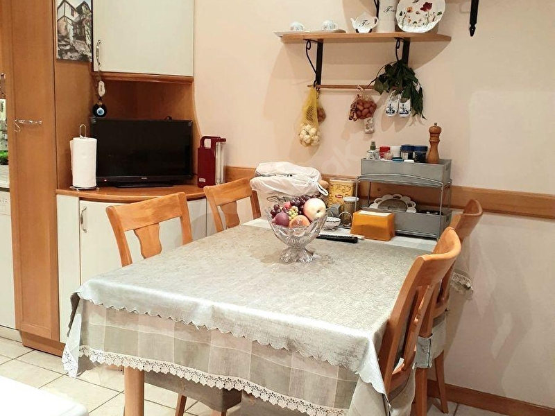 Teşvikiye Valikonağı Bitiminde Arsası Ve Arsa Payı Büyük Satılık Daire En