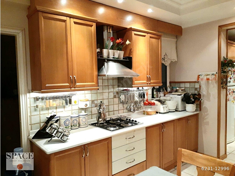 Teşvikiye Valikonağı Bitiminde Arsası Ve Arsa Payı Büyük Satılık Daire En