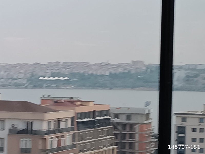 Göl deni̇z manzarali 9/kat 2+1