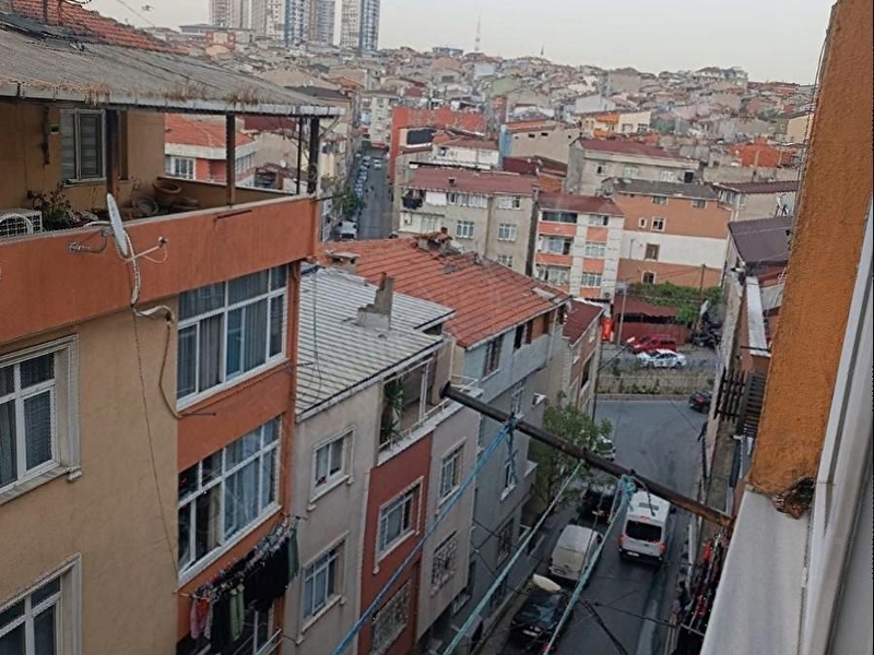 Fati̇h mahallesi̇n'de 2+1 satilik dai̇re