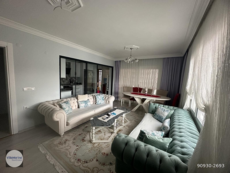 Kuşadasi merkezde doğalgazli 3+1 satilik dai̇re....