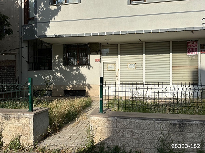 Güven emlak’tan varlik mahallesi̇ satilik dai̇re