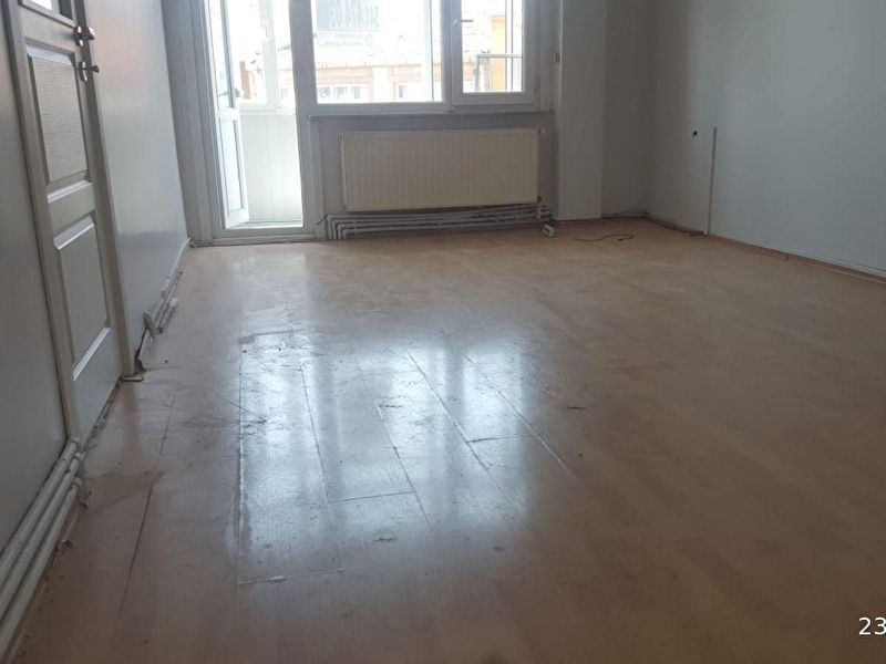 350 000 Tl Fatih Capa Sehreminide Satilik 2 1 Salon Emlak Center Dan