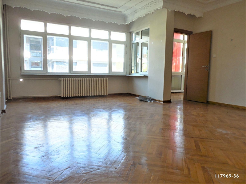 1 650 000 Tl Tgc Gayrimenkul Yesilkoy Arakat Iskanli 3 1 130 M2