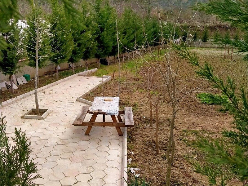 Karabük safranbolu'da tek katli ev ve arsasi