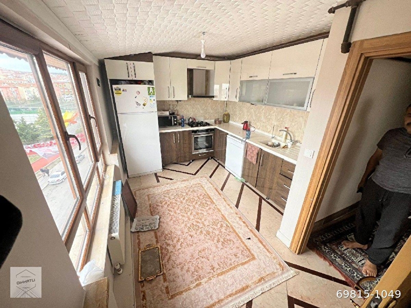 Di̇kkatli̇ gayri̇menkul'den aktepe merkezde satilik 4+1 dai̇re