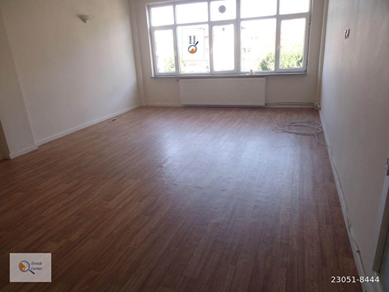 2 200 Tl Fatih Findikzade Kiralik 2 1 Salon