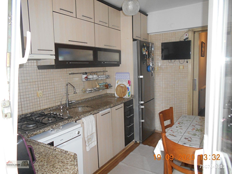 380 000 Tl Karabaglar Doganay Mah Cadde Uzeri Dogalgazli 3 1 Satilik Daire