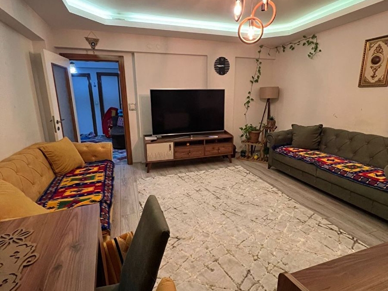 Doğuş bey gayri̇menkul bahçelerüstü mah. 2+1 gi̇ri̇ş kat full mobi̇lyali ki̇ralik