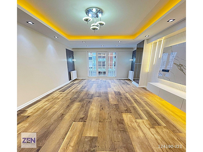 Zen yapi'dan balkonlu 90m2 1.katta aci̇l satilik dai̇re