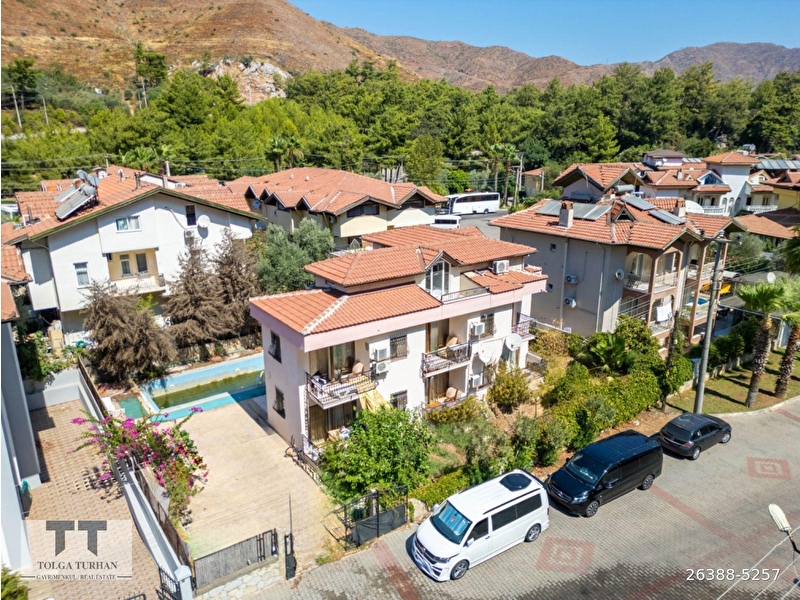 Tt emlak’tan marmari̇s i̇çmeler’de satilik komple bi̇na