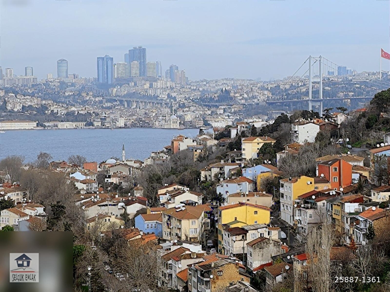 Kuzguncuk sirtlarinda bogaz manzarali 4.kat 2+1 ufku açik dai̇re