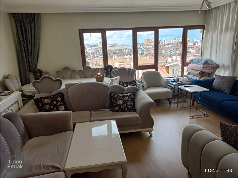 Balgat merkez'de 5+1 terasli dublex 200m2 kombi̇li̇