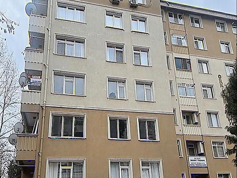 Remax dreamden kadiköyde i̇çi̇ komple yeni̇lenmi̇ş 3+1 satilik dai̇re