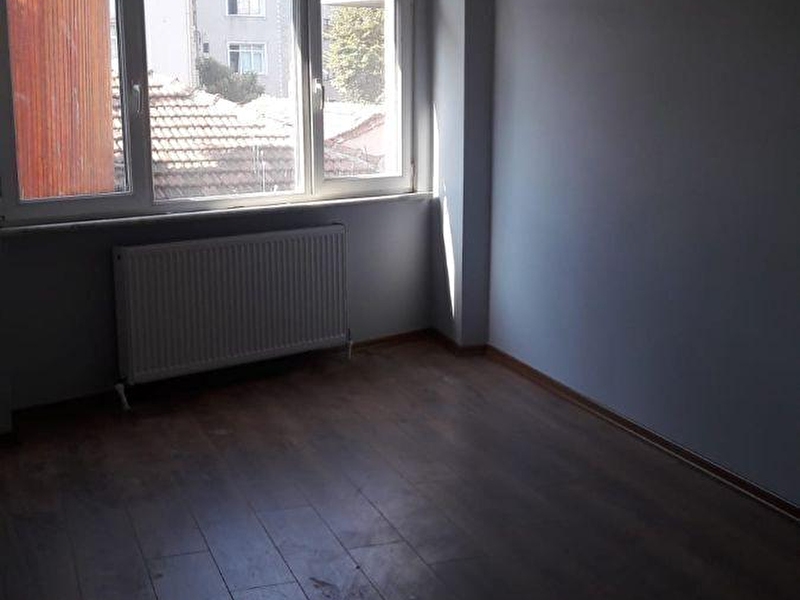 580 000 Tl Fatih Capaya Yakin Konumda Satilik 2 1 Salon 80 M2 Daire
