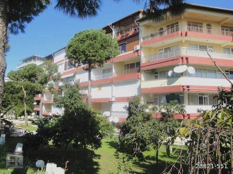 Alanya merkezde kiralık deniz manzaralı 3+1 eşyalı daire