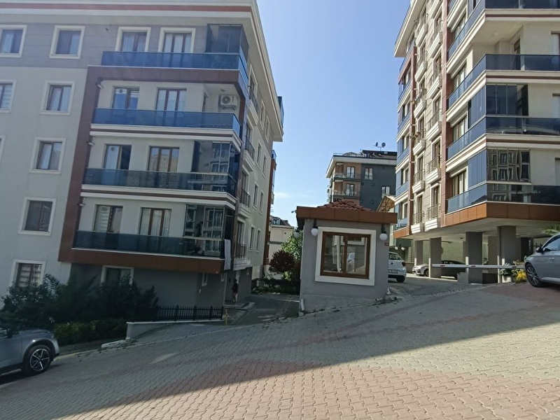 Beyli̇kdüzü adnan kahveci̇ mah ki̇ralik 3+1 site de