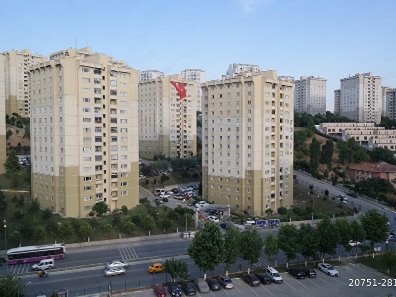 Yelkenci̇ler emlak'tan toki̇ manolya si̇tesi̇ ki̇ralik dai̇re