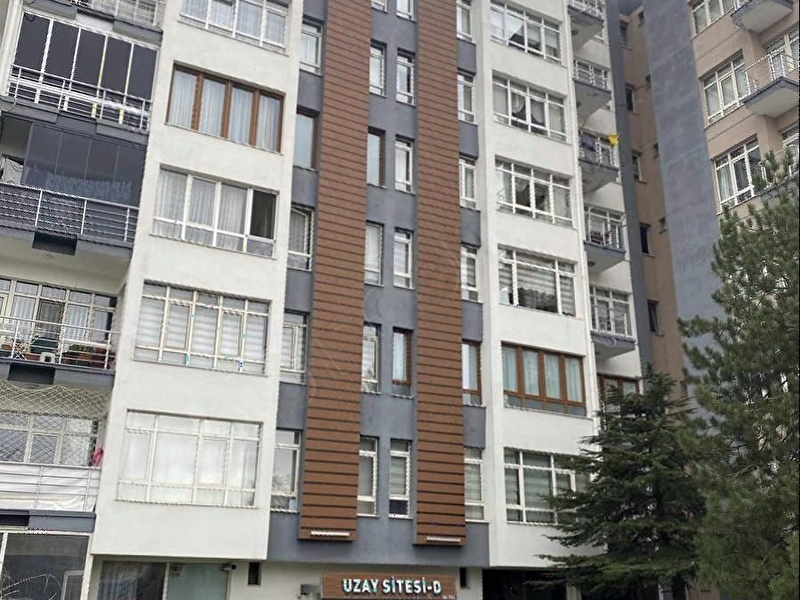 Kayseri̇ merkez mükkemmel konumda 3+1 ki̇ralik dai̇re