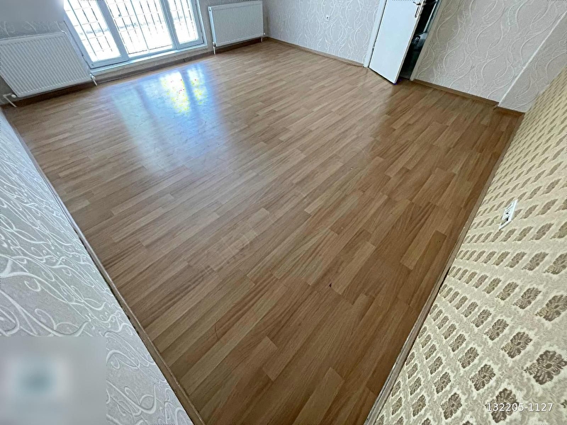 Zi̇rve emlak'tan başak mahallesi̇nde 2+1 gi̇ri̇ş kat satilik dai̇re