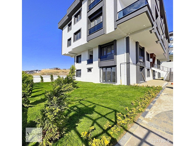 Ri̇va yapi' kavakli''da buti̇k si̇te i̇çi̇n'de 120m2 ferah 2+1 lüx dai̇re !!!