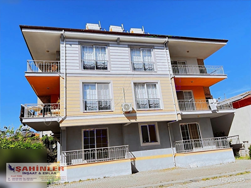 Şahi̇nler emlak'tan karaçali mah. satilik 2+1 dai̇re