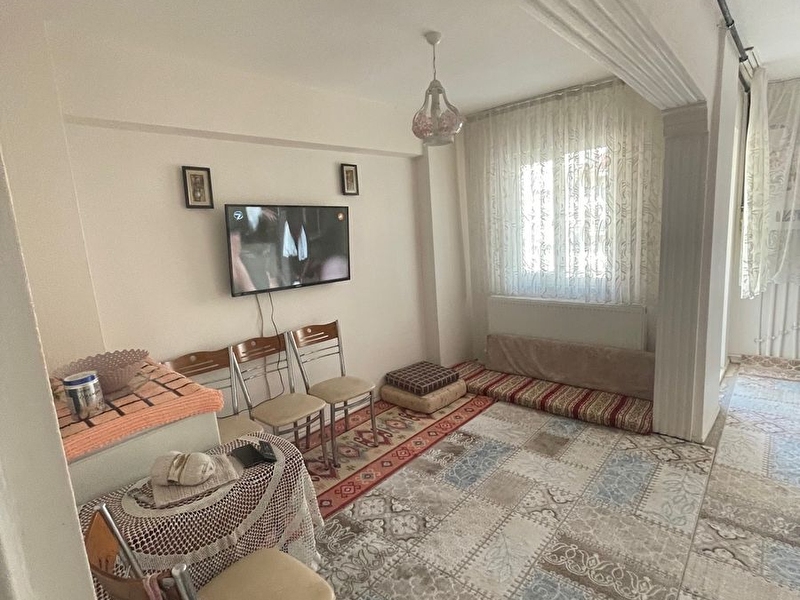 Ege mh satilik asansörlü 3+1   4. balkonlu dai̇re