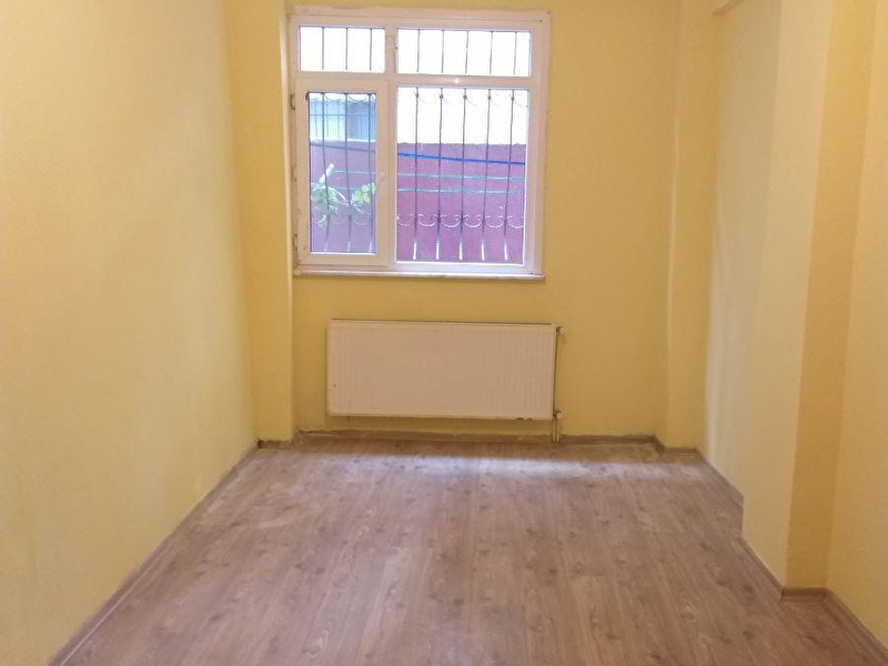 1 500 Tl Bahcelievler Ferit Selim Pasa Cad Yakini Bahce Kat 3 1 110m2