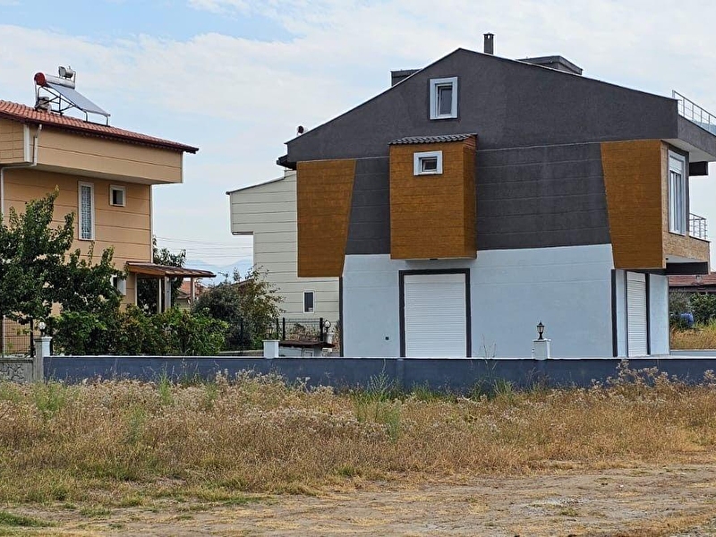 İzmir dikili salihleraltı 4+1 satılık sıfır lüks müstakil villa