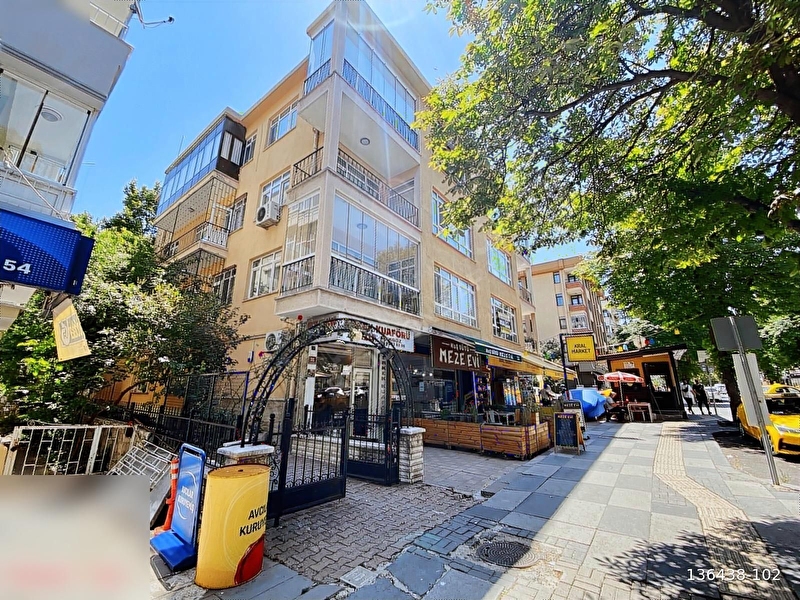 Bahçeli̇evler kazaki̇stan cad. satilik 3+1&120m2 cadde cephe dai̇re