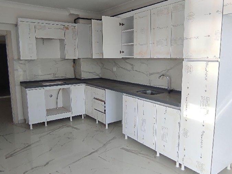 Ankara polatlı şentepe mahallesi sol taraf 4+1 satılık daire 5 katlı binanın 4 katı