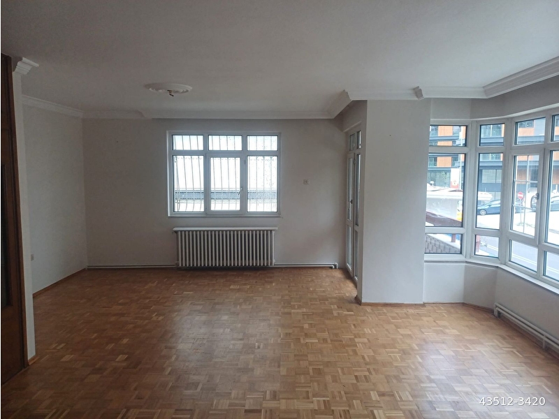 Gop fi̇li̇sti̇n caddesi̇nde ön cephe katta konut ve i̇ş yeri̇ne uygun 3+1 satilik boş dai̇re