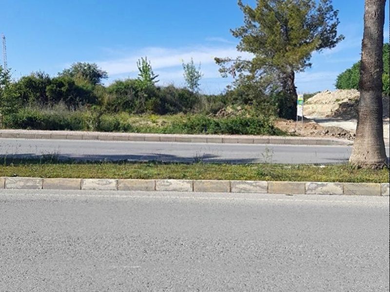 Evren deniz tarafi 600 metrekare arsa