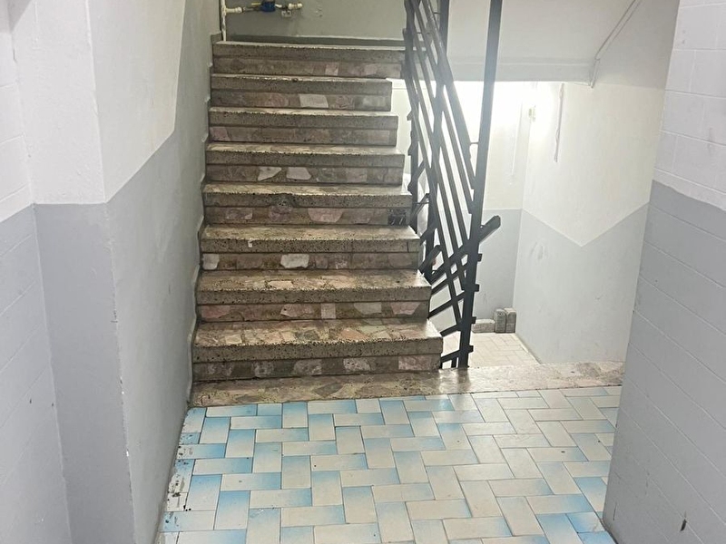 Şi̇ri̇nevler meydan'da 120 m2 3+1 satilik dai̇re