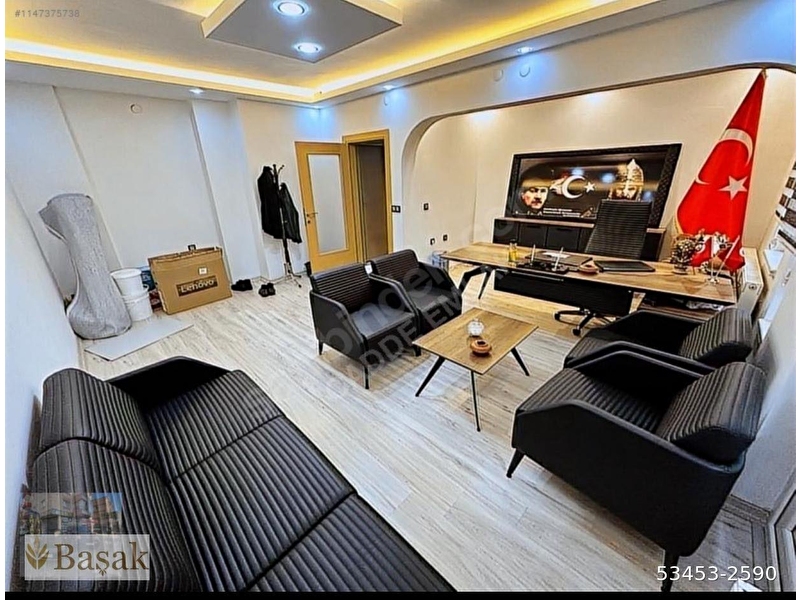 Di̇kmen aşaği öveçlerde 2+1 y.gi̇ri̇ş balkonlu altinda dai̇re var