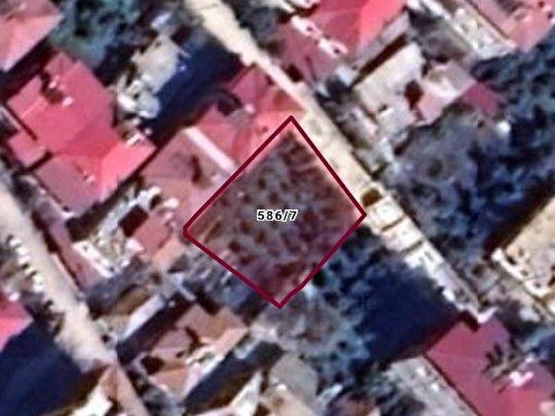 Bahçeci̇oğlu emlaktan hatay antakya seri̇nyolda satilik  yüzde 35 i̇marli 3 kat temi̇z güzel bi̇r parsel