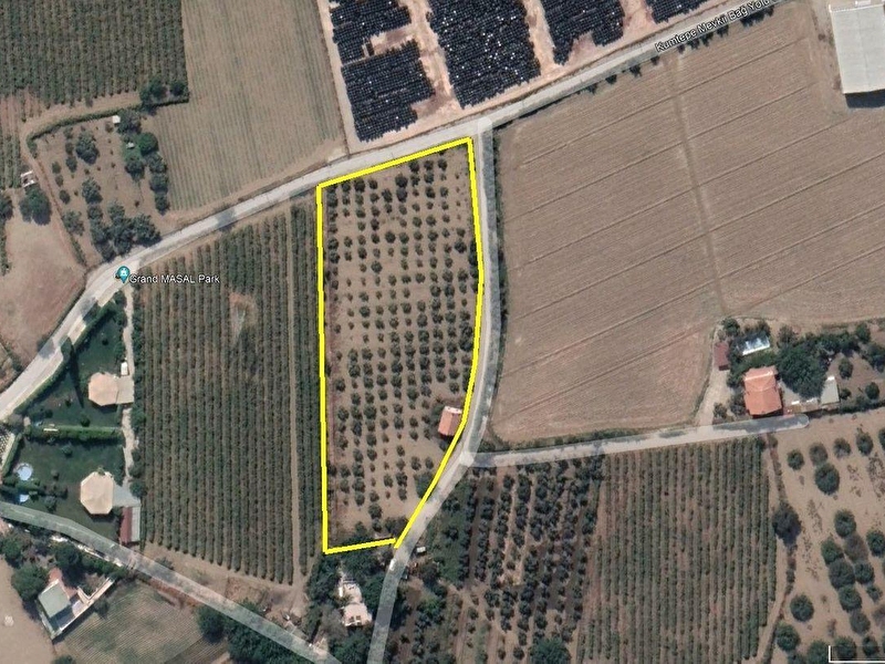 Menemen merkezde otogar karşısında satılık yatırımlık tarla