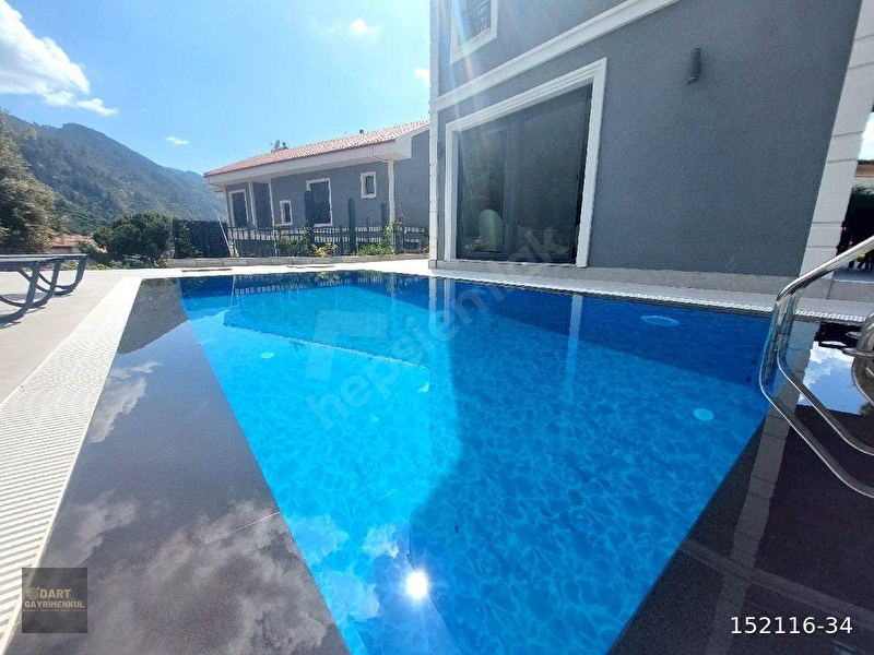 Günlük Kiralık 3 Odalı Villa Muğla Marmaris Gölenye Mahallesi 6 Kişi Kapasiteli