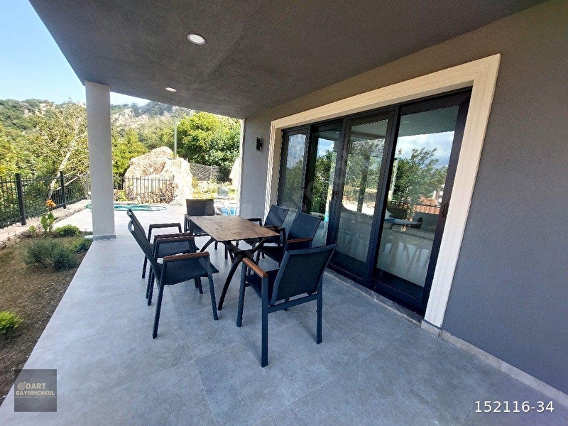 Günlük Kiralık 3 Odalı Villa Muğla Marmaris Gölenye Mahallesi 6 Kişi Kapasiteli