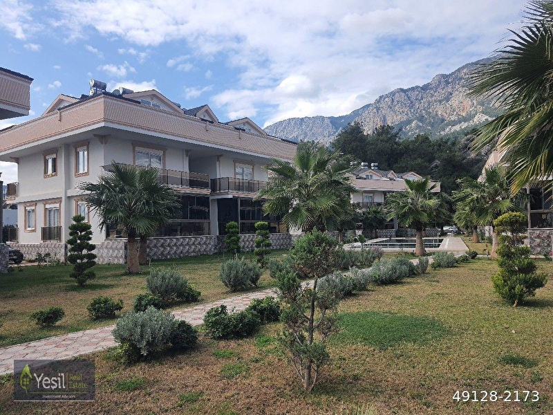 Kuzdere,de lüks si̇te i̇çi̇ ki̇ralik full eşyali dai̇re