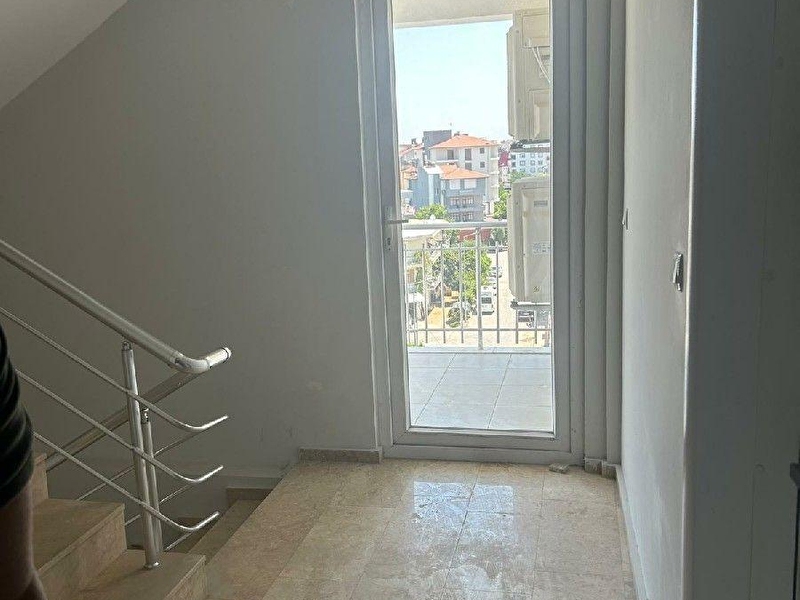 Seri̇k merkezde ki̇ralik 2+1 ofi̇s